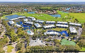 Greenlinks Golf Villas At Lely Resort